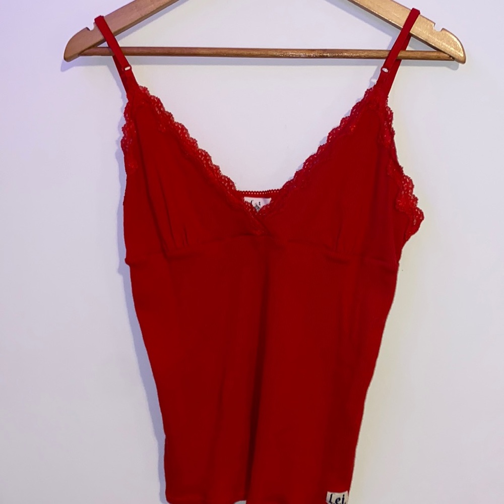 Rat low cut tank top